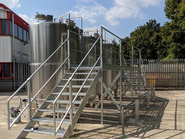Stainless Steel Pipework System Including Platform