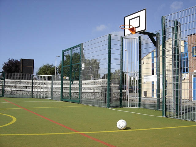 Sports Fencing Supplier
