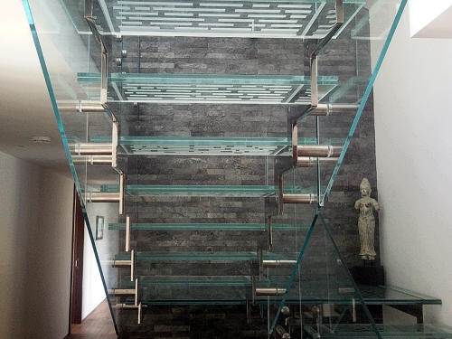 Bespoke Glass Staircases