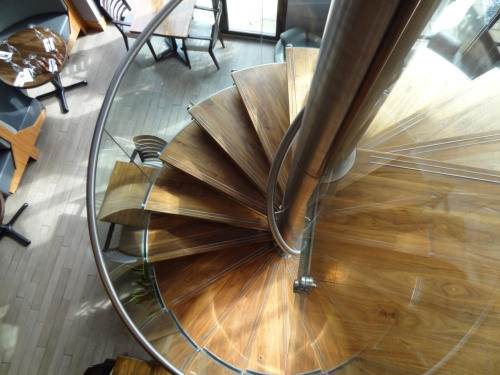 Spiral Staircase Manufacturers
